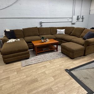 Bassett Sectional Sofa w/ Ottoman