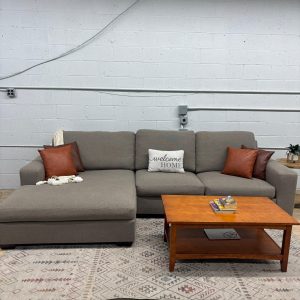 Pottery Barn Big Sur Square Arm Chaise Sectional Sofa
