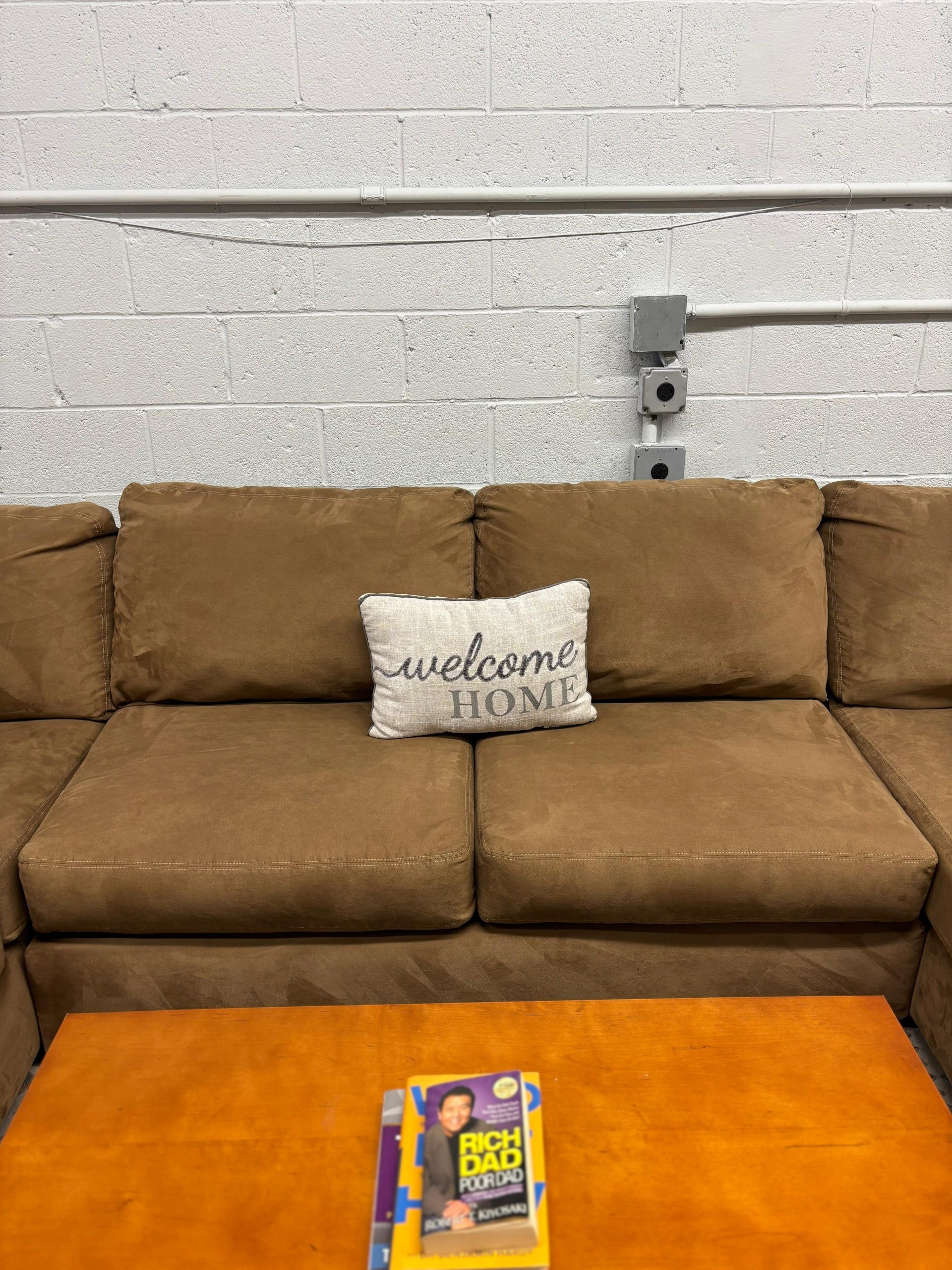 Ashley Furniture 3-Piece Chaise Sectional - Image 7