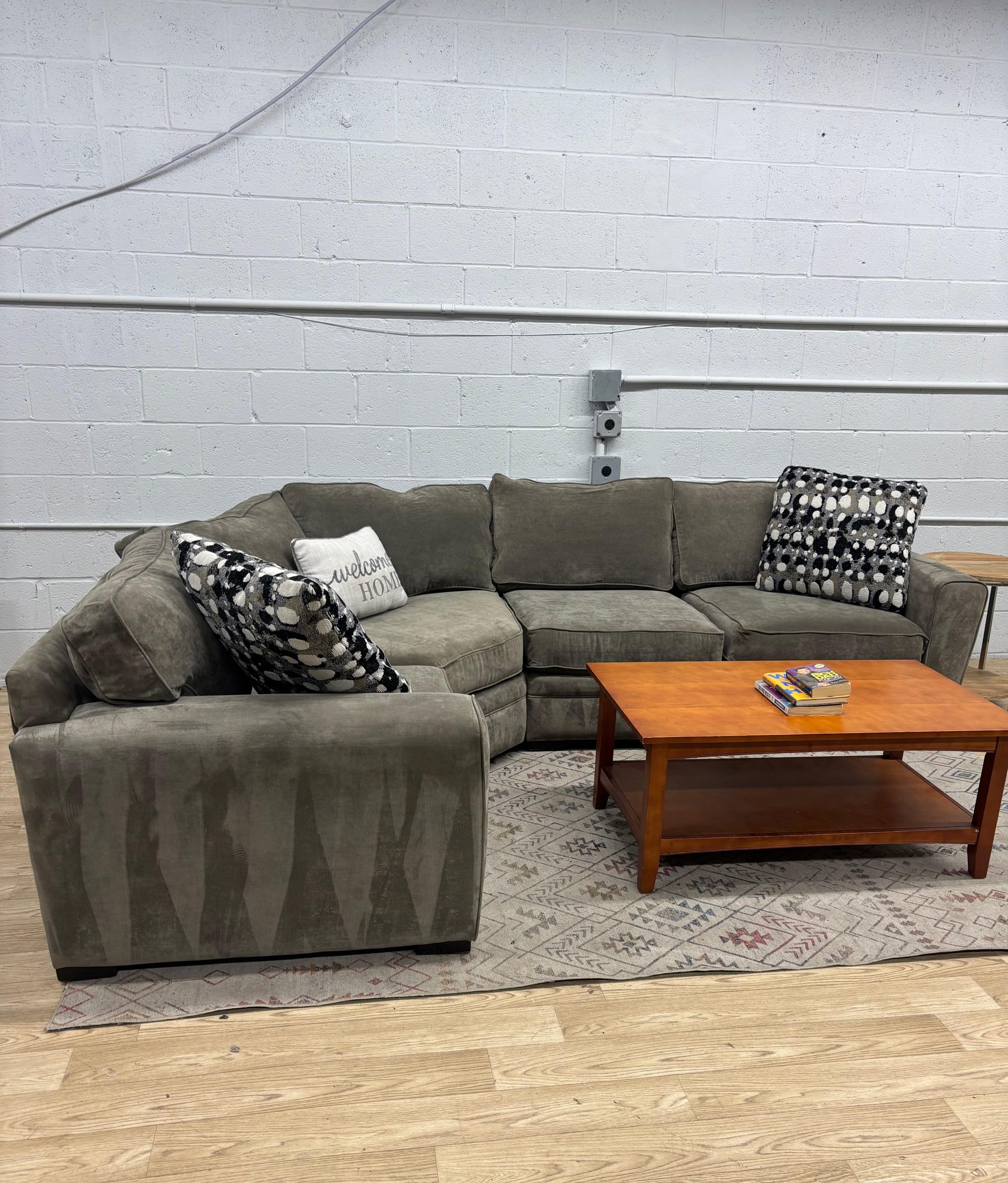 Raymour & Flanigan Artemis 4-Piece Wedge Sectional Sofa - Image 3