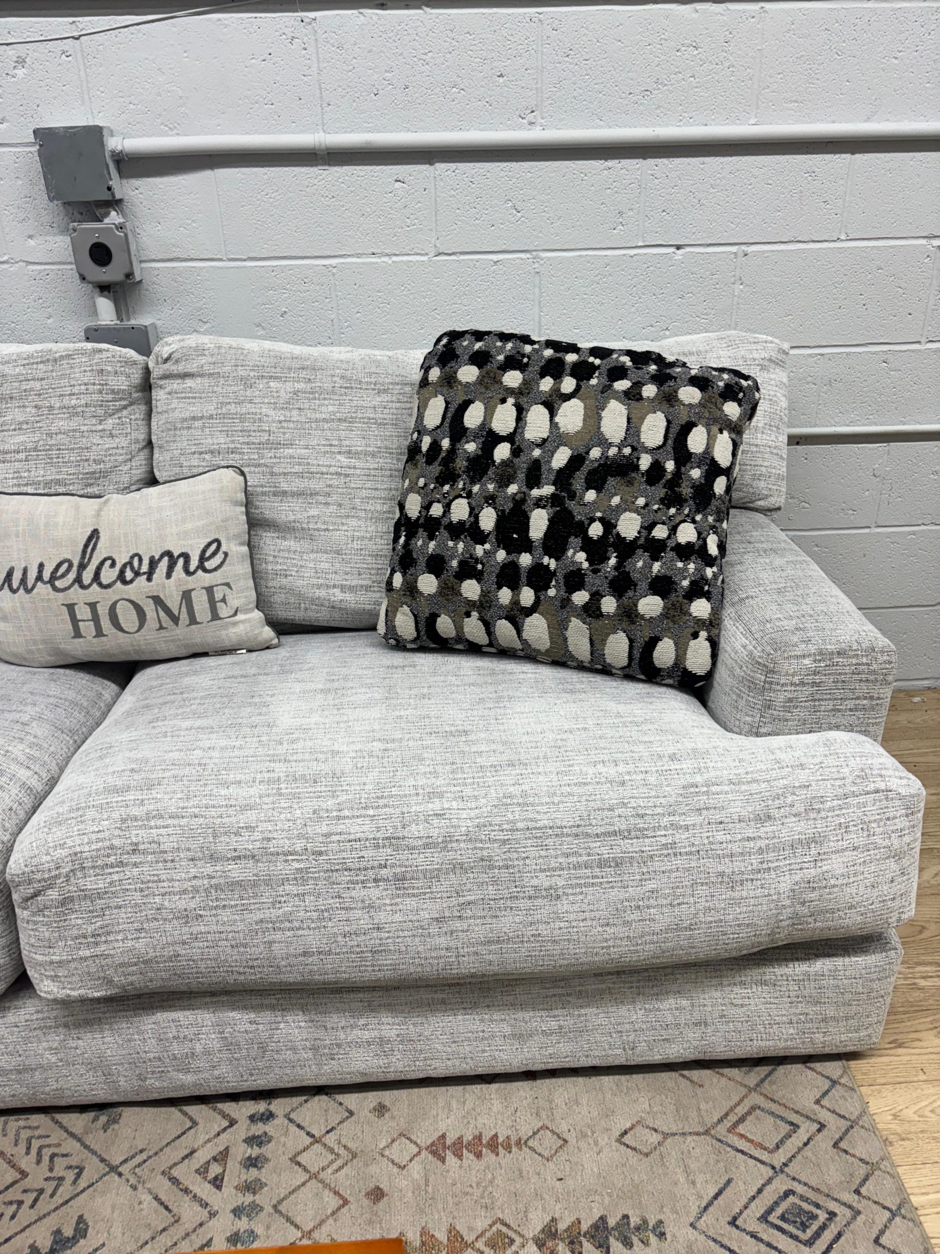 Glacier White Sofa & Loveseat Set - Image 9